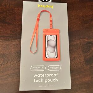 heyday Waterproof Tech Pouch - Coral/Orange